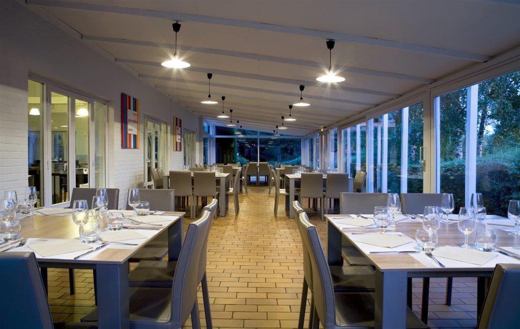 Kyriad Lille Est - Villeneuve D'Ascq Экстерьер фото