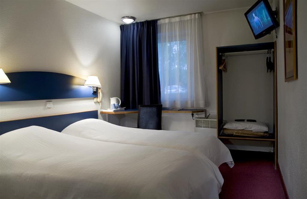 Kyriad Lille Est - Villeneuve D'Ascq Экстерьер фото
